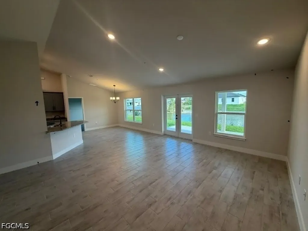 226 NE 15th Terrace Cape Coral FL 33909