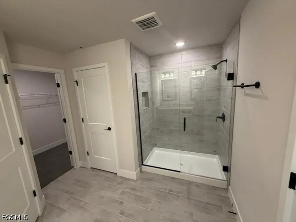 226 NE 15th Terrace Cape Coral FL 33909