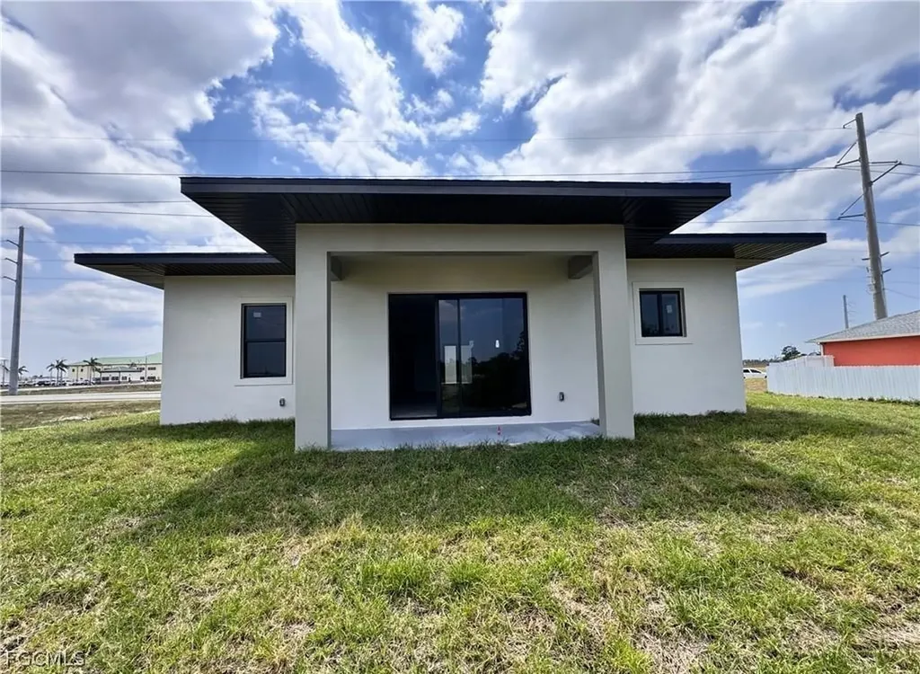 1247 Kismet Parkway W Cape Coral FL 33993