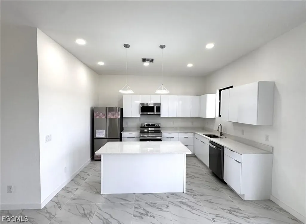 1247 Kismet Parkway W Cape Coral FL 33993