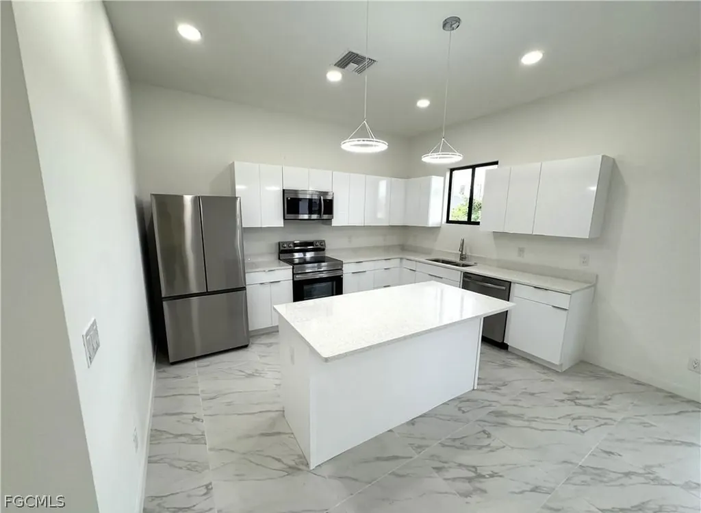 1247 Kismet Parkway W Cape Coral FL 33993