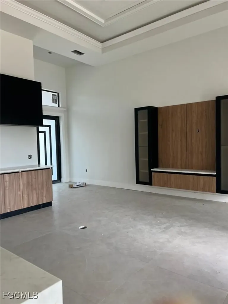 630 SW 15th Street Cape Coral FL 33991