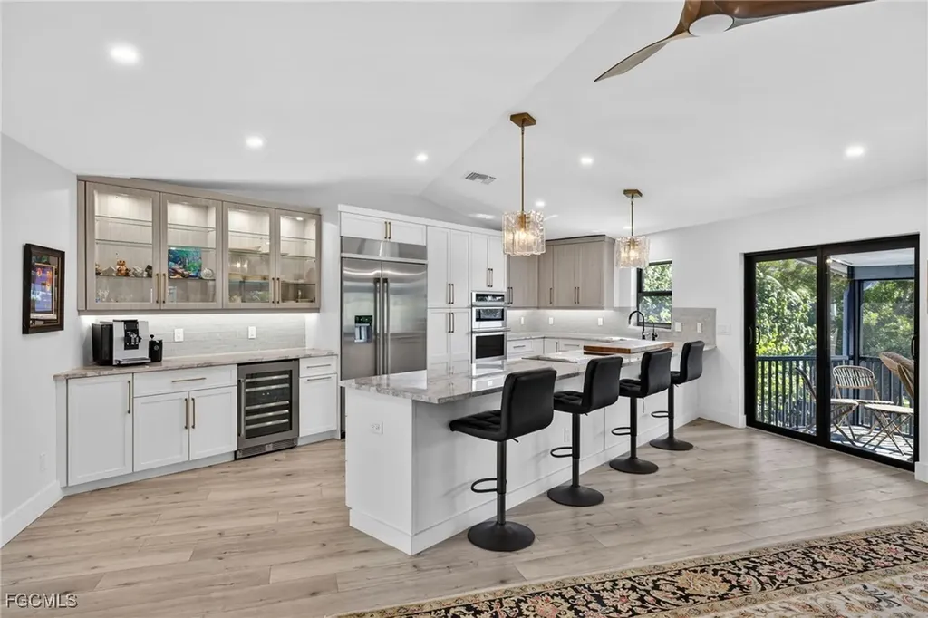 1666 Middle Gulf Drive Sanibel FL 33957