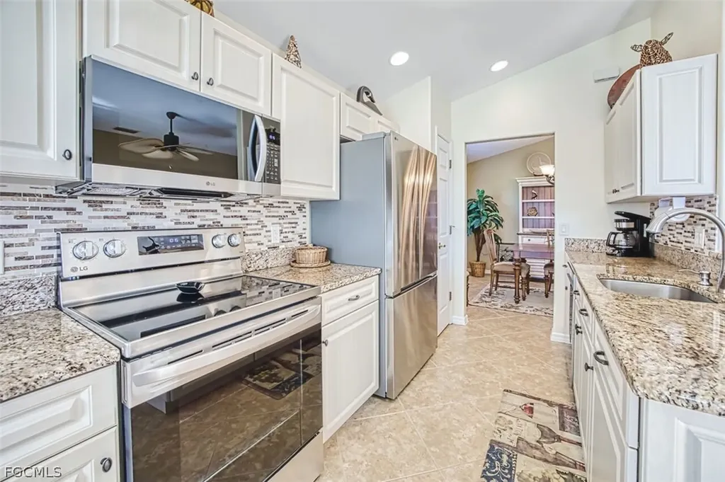 10089 Oakhurst Way Fort Myers FL 33913