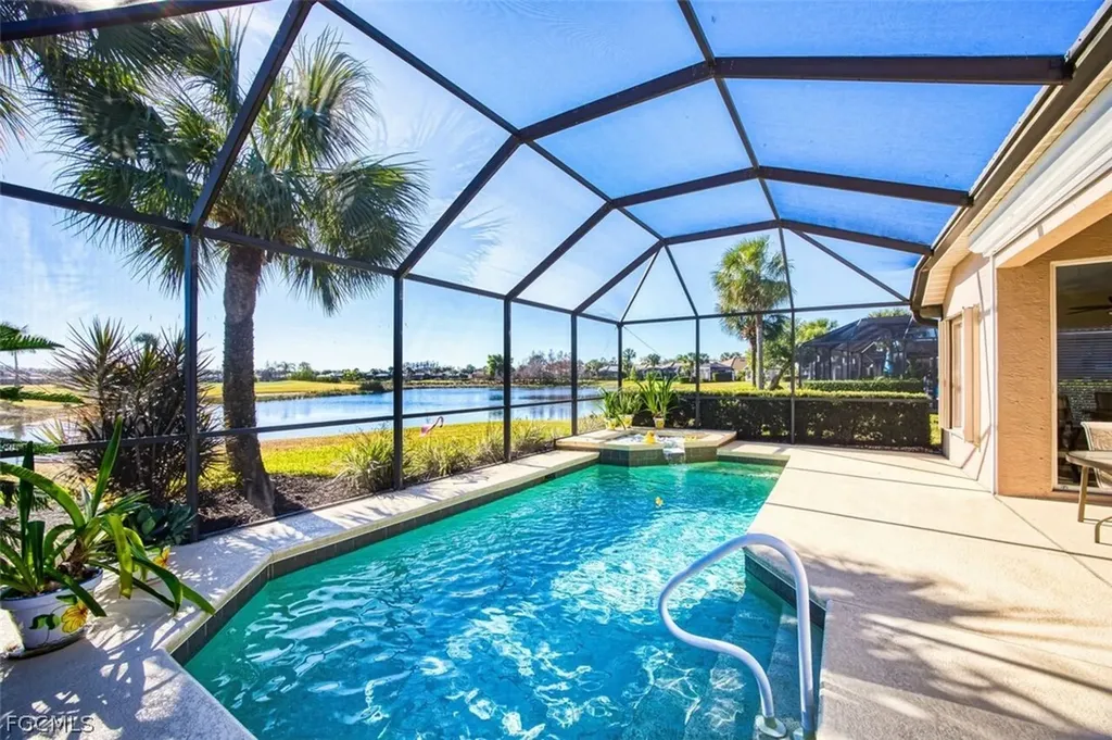 10089 Oakhurst Way Fort Myers FL 33913
