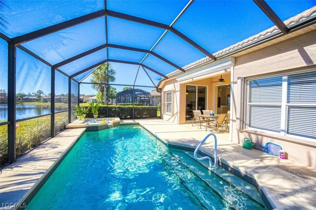 10089 Oakhurst Way Fort Myers FL 33913