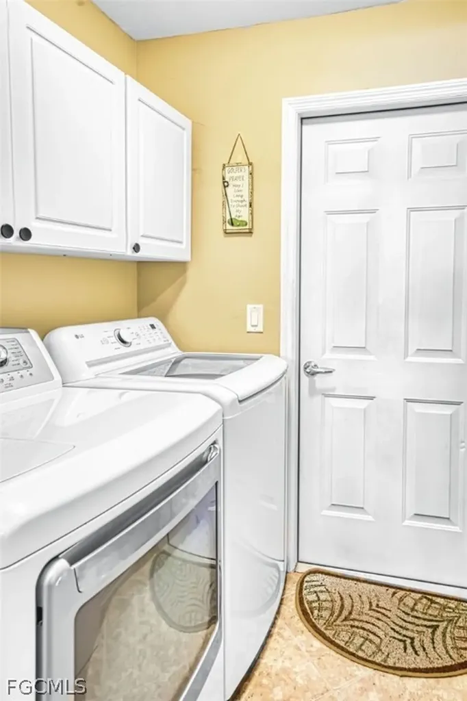 10089 Oakhurst Way Fort Myers FL 33913