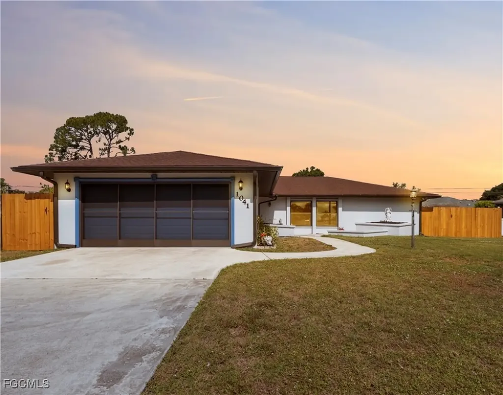 1041 S Salford Boulevard North Port FL 34287