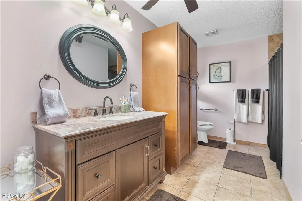 1041 S Salford Boulevard North Port FL 34287