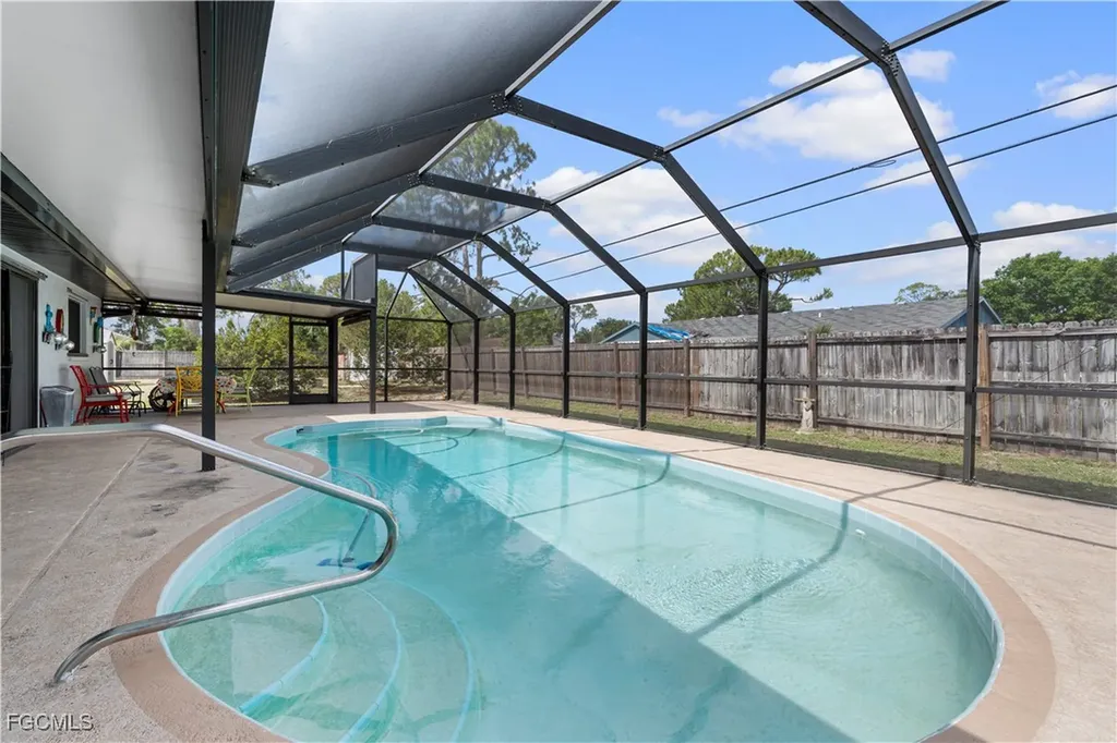1041 S Salford Boulevard North Port FL 34287