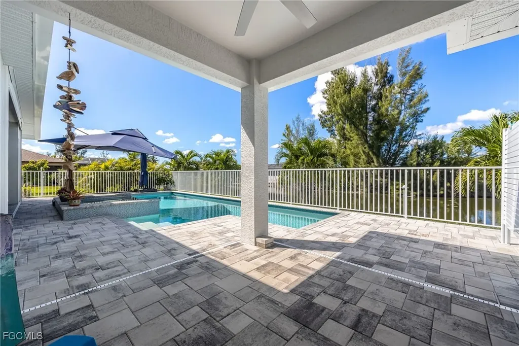 2626 SW 4th Place Cape Coral FL 33914
