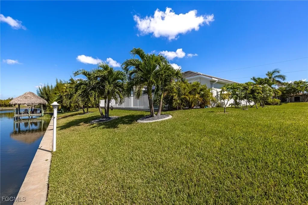 2626 SW 4th Place Cape Coral FL 33914