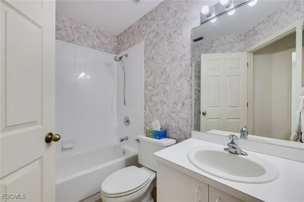 15213 Coral Isle Court Fort Myers FL 33919