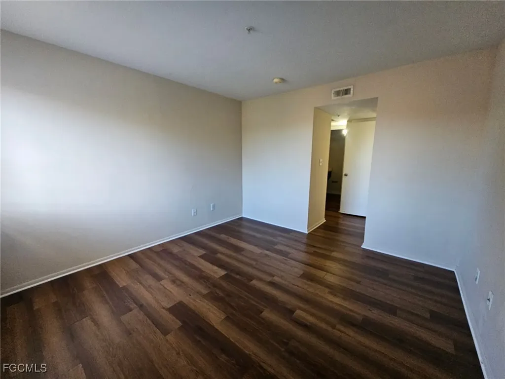 2875 Winkler Avenue Fort Myers FL 33916