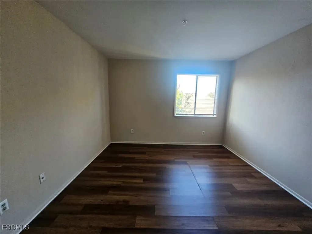 2875 Winkler Avenue Fort Myers FL 33916