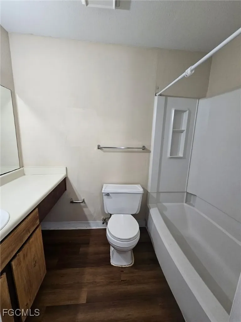 2875 Winkler Avenue Fort Myers FL 33916