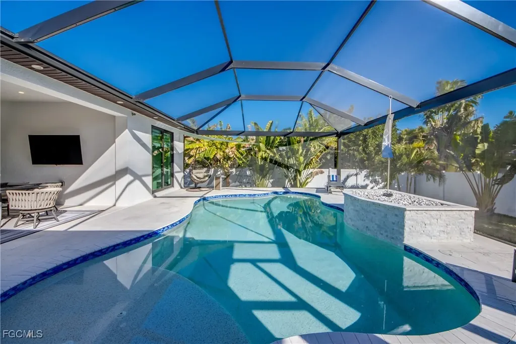 4345 SW 25th Court Cape Coral FL 33914