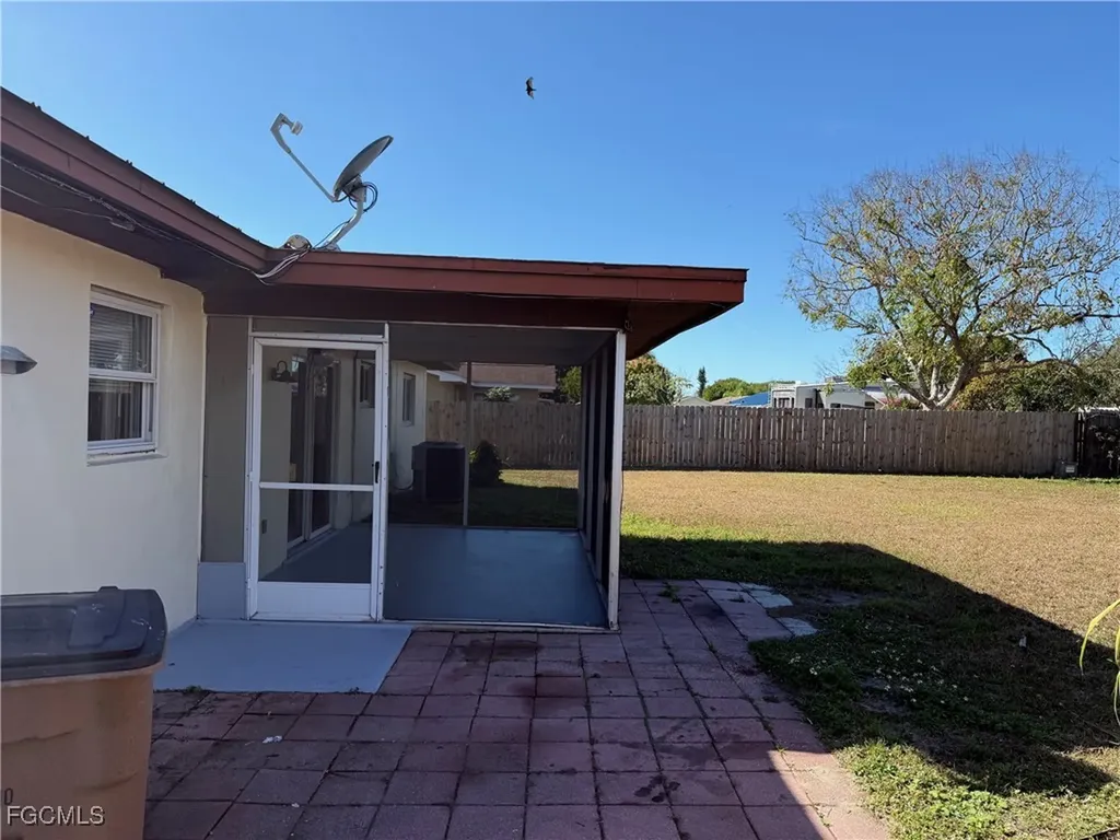 904 Hudson Avenue Lehigh Acres FL 33936