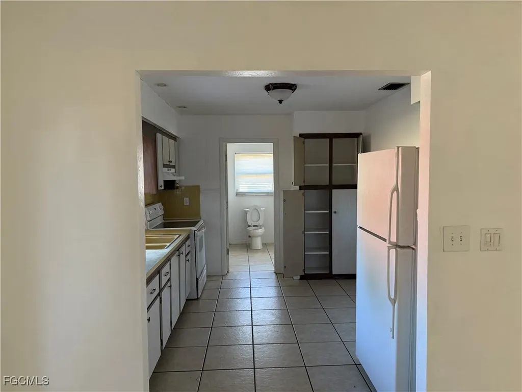904 Hudson Avenue Lehigh Acres FL 33936