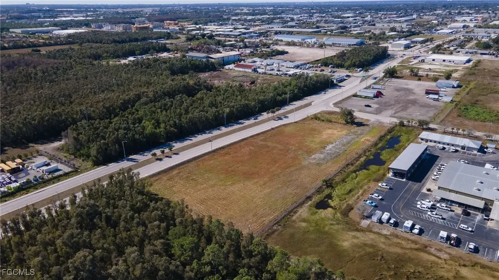 3875 Hanson Street Fort Myers FL 33916