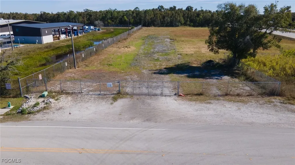 3875 Hanson Street Fort Myers FL 33916