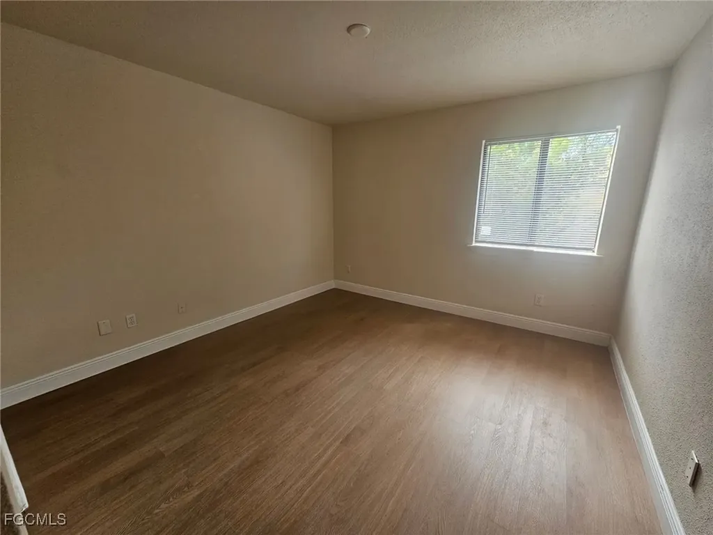 2905 Winkler Avenue Fort Myers FL 33916