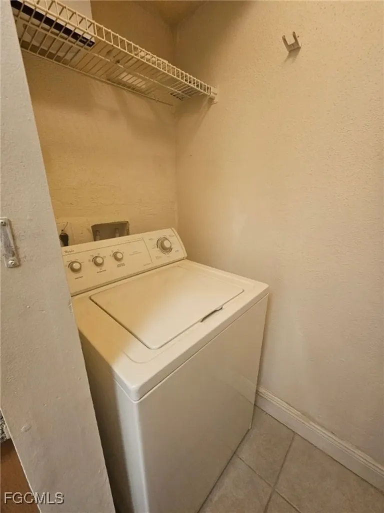 2905 Winkler Avenue Fort Myers FL 33916