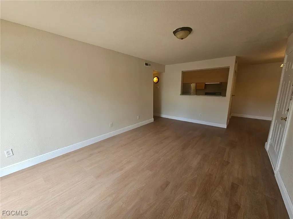 2905 Winkler Avenue Fort Myers FL 33916