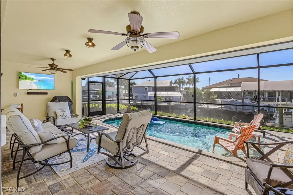 3627 Schooner Lane St. James City FL 33956