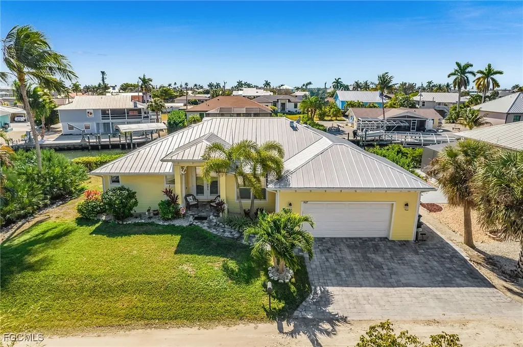 3627 Schooner Lane St. James City FL 33956