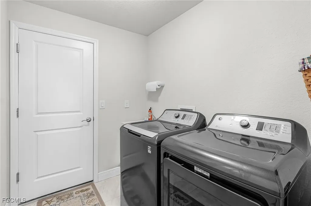 3627 Schooner Lane St. James City FL 33956