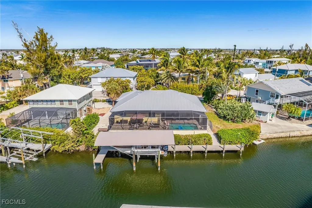 3627 Schooner Lane St. James City FL 33956
