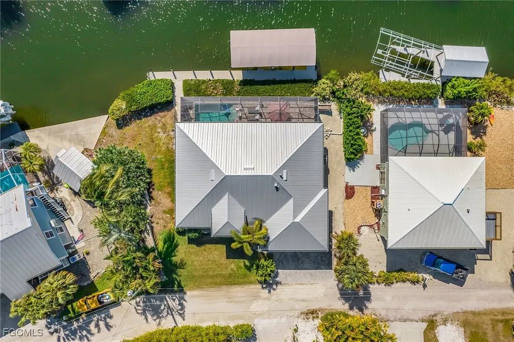 3627 Schooner Lane St. James City FL 33956