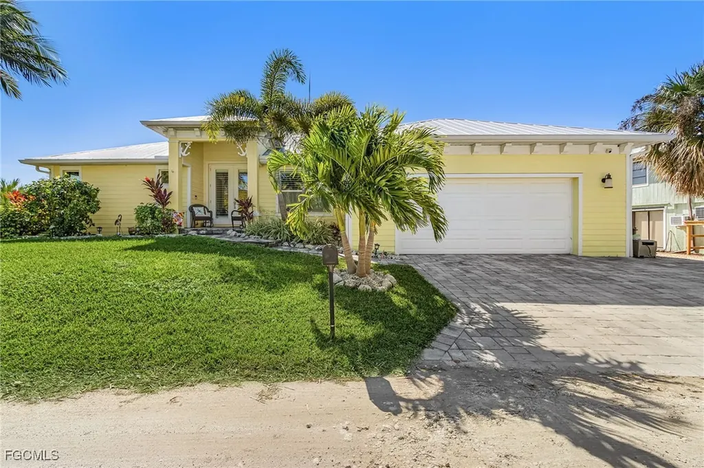 3627 Schooner Lane St. James City FL 33956
