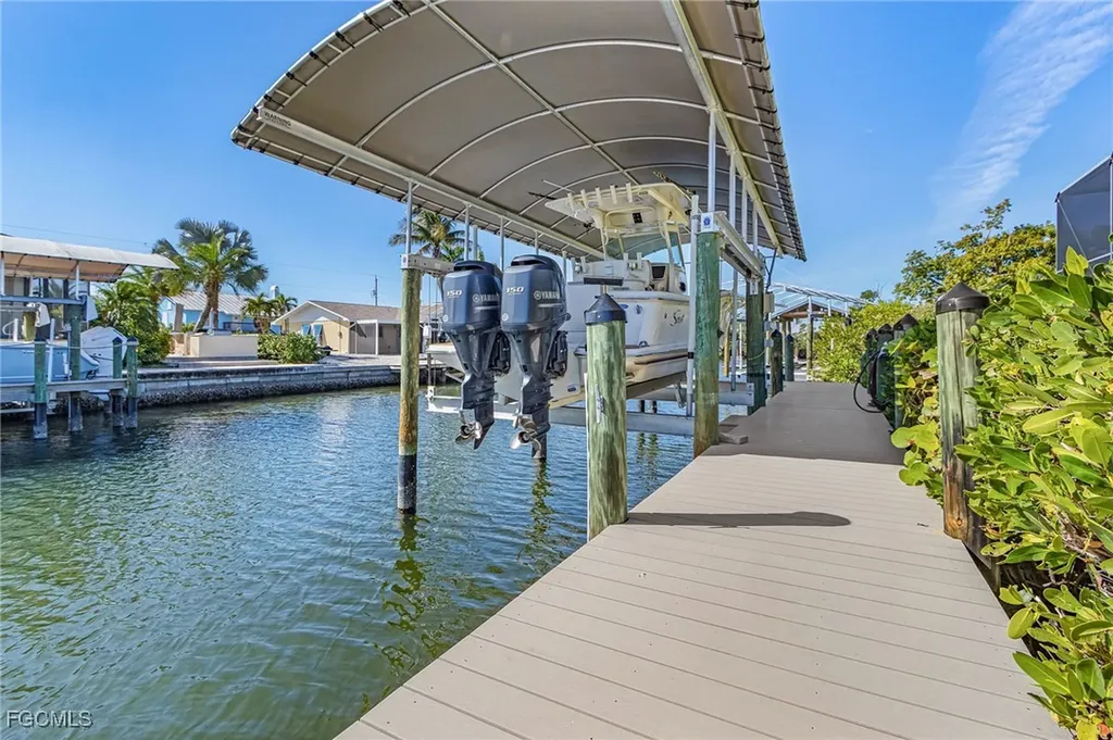 3627 Schooner Lane St. James City FL 33956