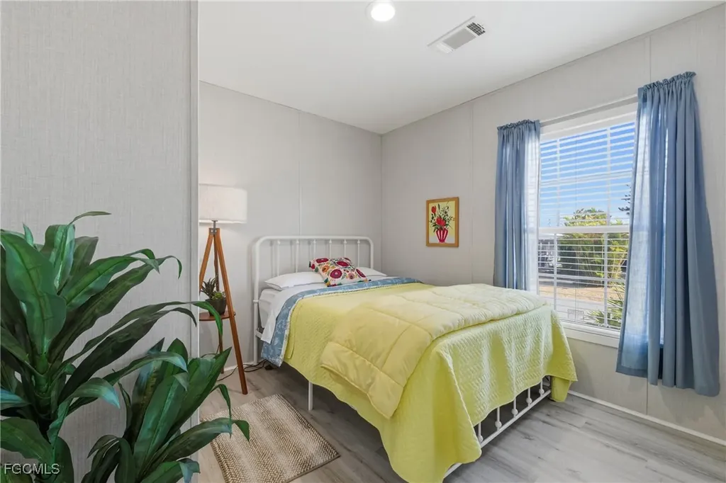 310 Shrub Lane S North Fort Myers FL 33917