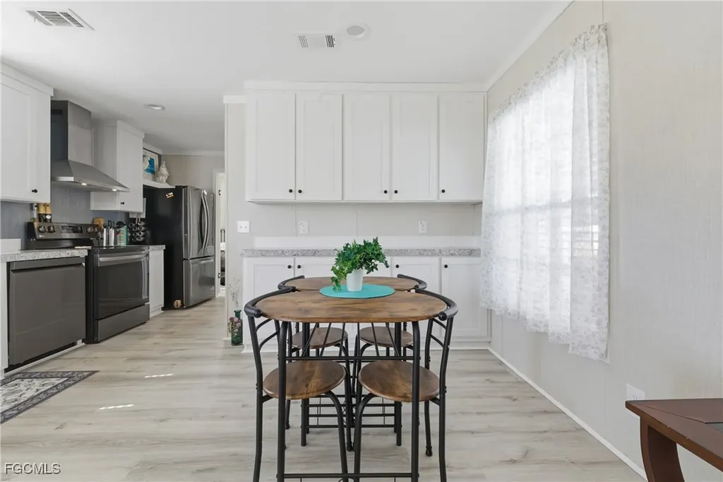 310 Shrub Lane S North Fort Myers FL 33917