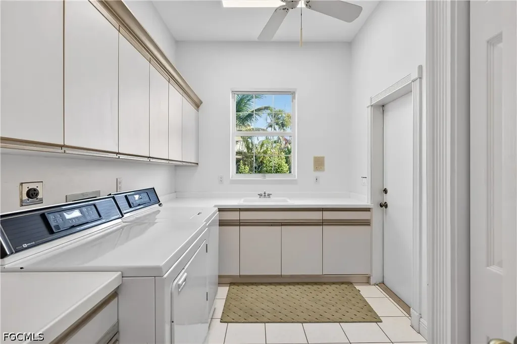 5105 Joewood Drive Sanibel FL 33957