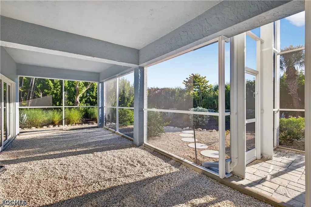 5105 Joewood Drive Sanibel FL 33957