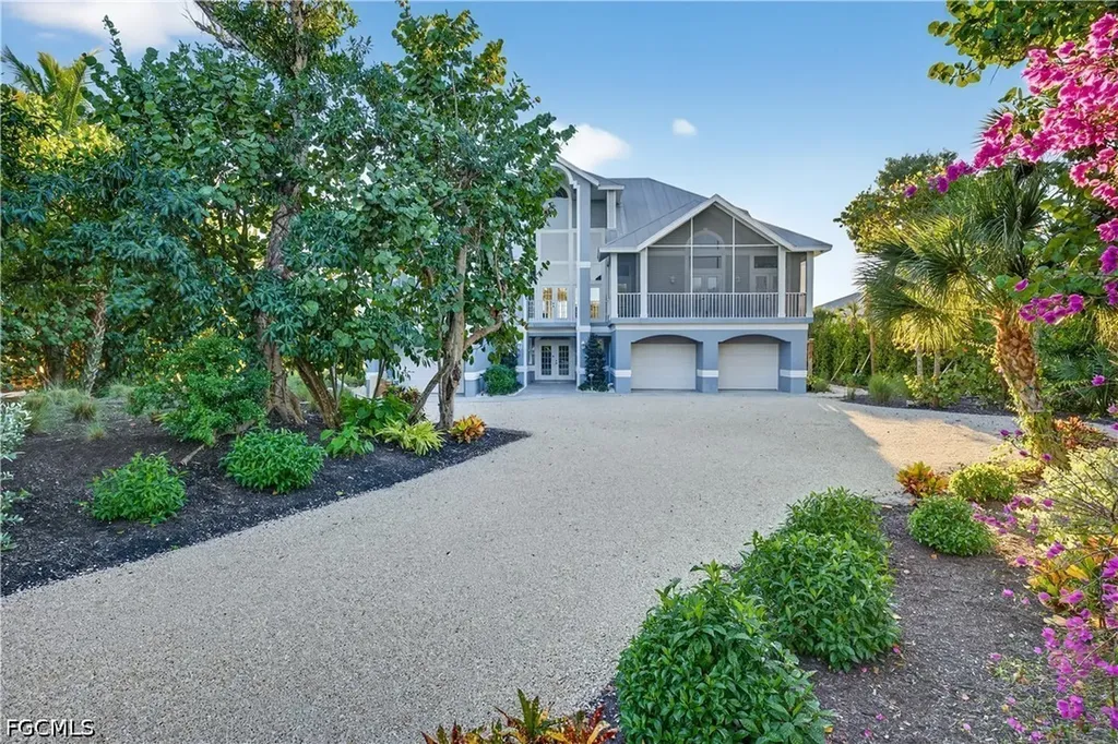 5105 Joewood Drive Sanibel FL 33957