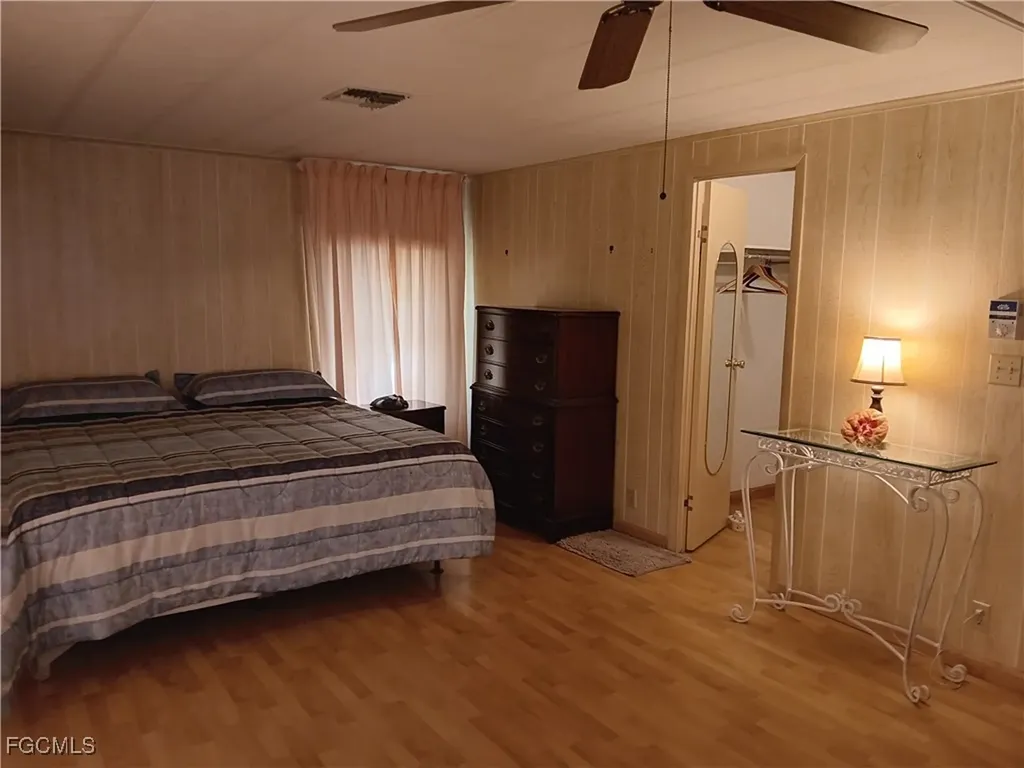 610 Friendly Place North Fort Myers FL 33917