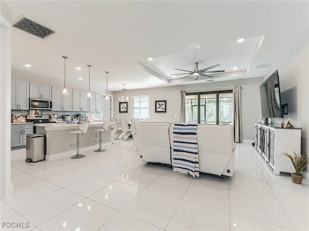 4238 NW 25th Terrace Cape Coral FL 33993