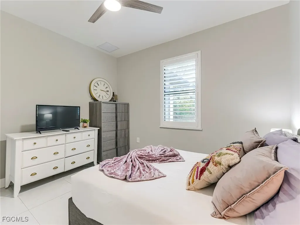 4238 NW 25th Terrace Cape Coral FL 33993