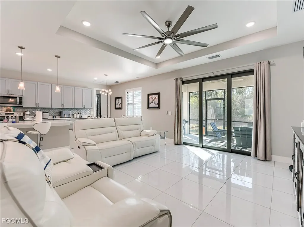 4238 NW 25th Terrace Cape Coral FL 33993