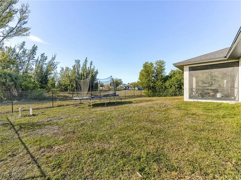 4238 NW 25th Terrace Cape Coral FL 33993