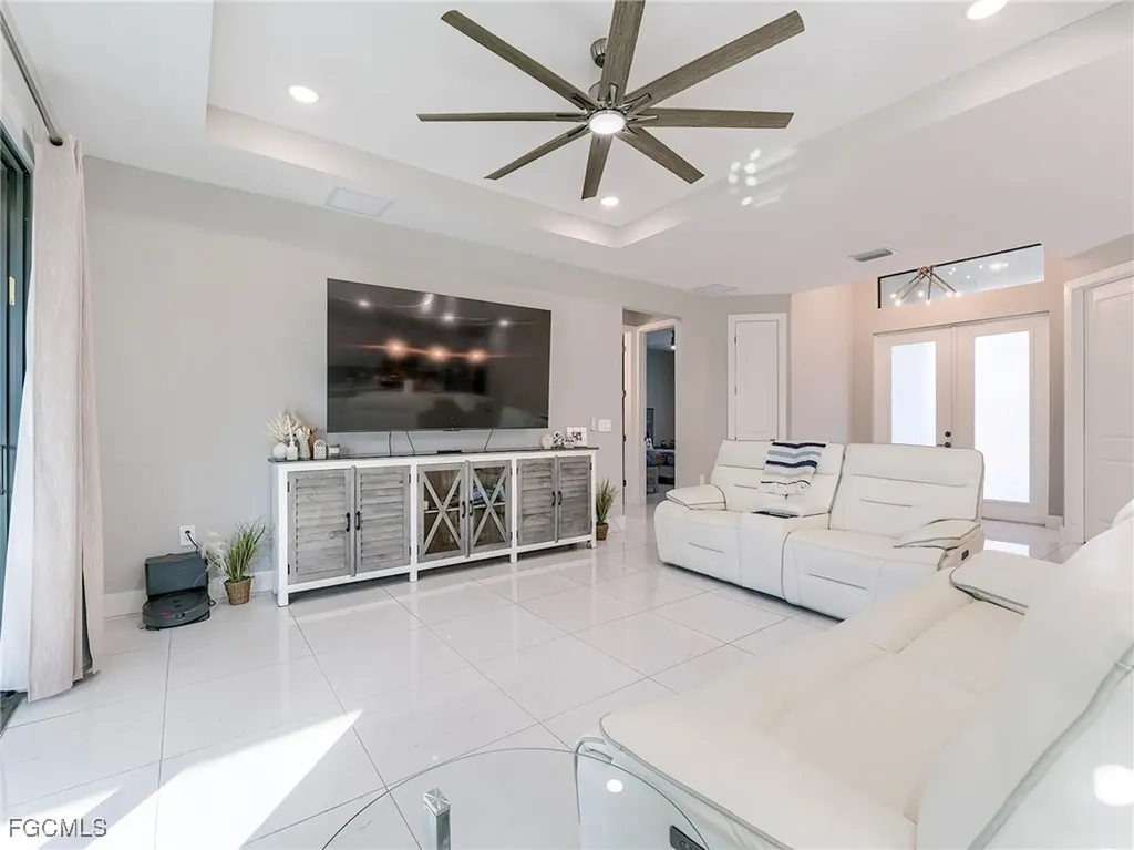 4238 NW 25th Terrace Cape Coral FL 33993