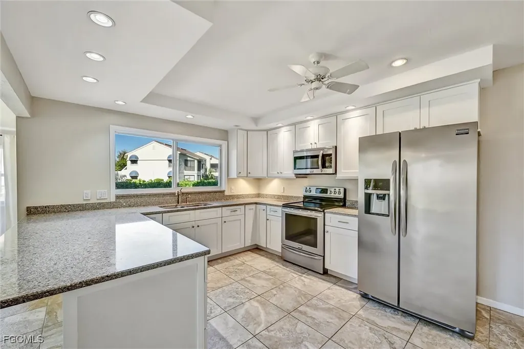 4265 Island Circle Fort Myers FL 33919