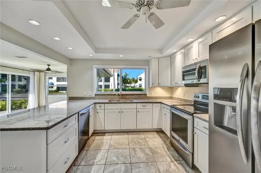 4265 Island Circle Fort Myers FL 33919