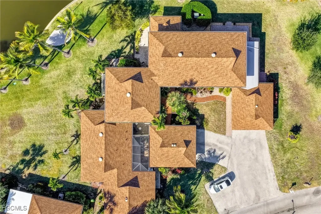 4265 Island Circle Fort Myers FL 33919