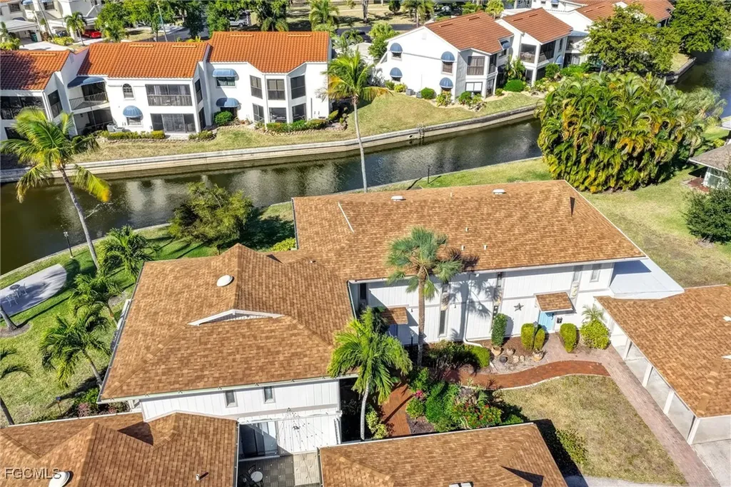 4265 Island Circle Fort Myers FL 33919